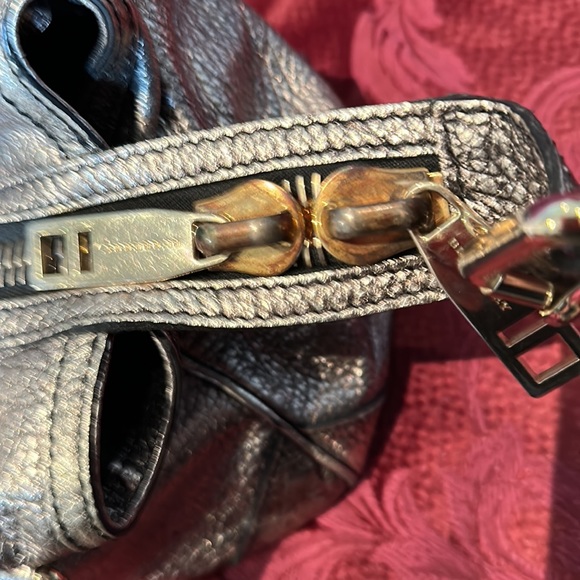 Large Pewter/metallic Burberry handbag - Picture 9 of 16